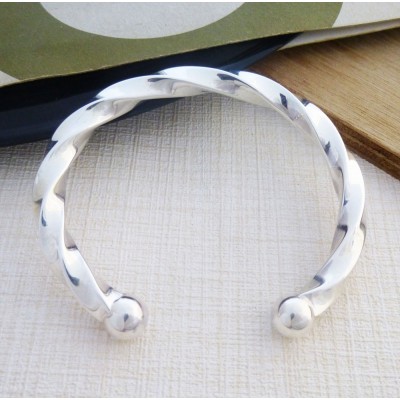 Men's large chunky solid silver torque Men's large chunky solid silver torque