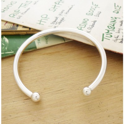 Men's solid silver torque bangle Men's solid silver torque bangle