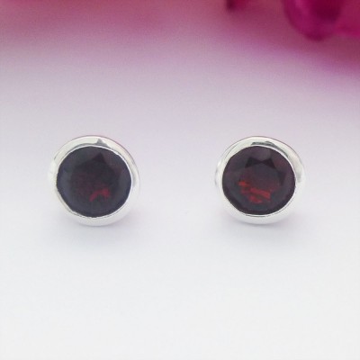 Garnet Studs with Galleried edges