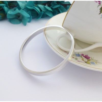Best seller Anna bangle, perfect for interior or exterior engraving