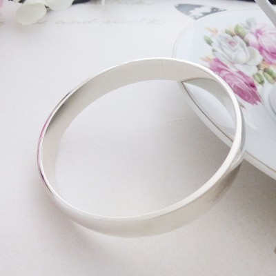 Ava large solid silver ladies bangle