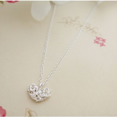 Holly Mesh Heart Silver Necklace Holly Mesh Heart Silver Necklace