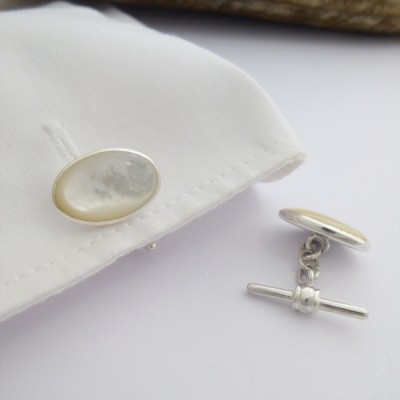 Oslo Oval Mother of Pearl Cufflinks Oslo Oval Mother of Pearl Cufflinks