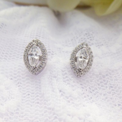 Oval Cubic Zirconia Studs