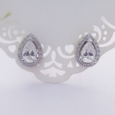 Cubic Zirconia Teardrop Studs Cubic Zirconia Teardrop Studs