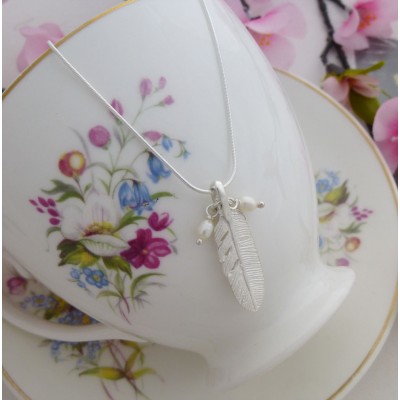 Sabine Feather Necklace Sabine Feather Necklace
