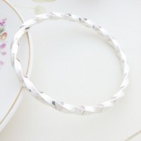 Imogen Twisted Silver Bangle