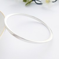 Kimberley Thick to Thin Bangle