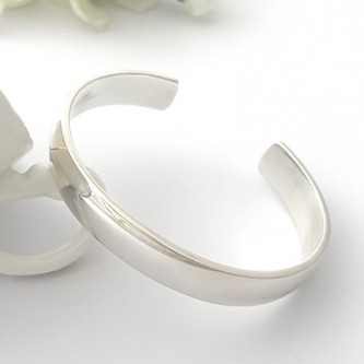 monroe silver cuff bangle