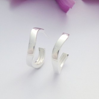 Sterling Silver Wavy Hoop