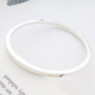 Antonia solid silver square section bangle